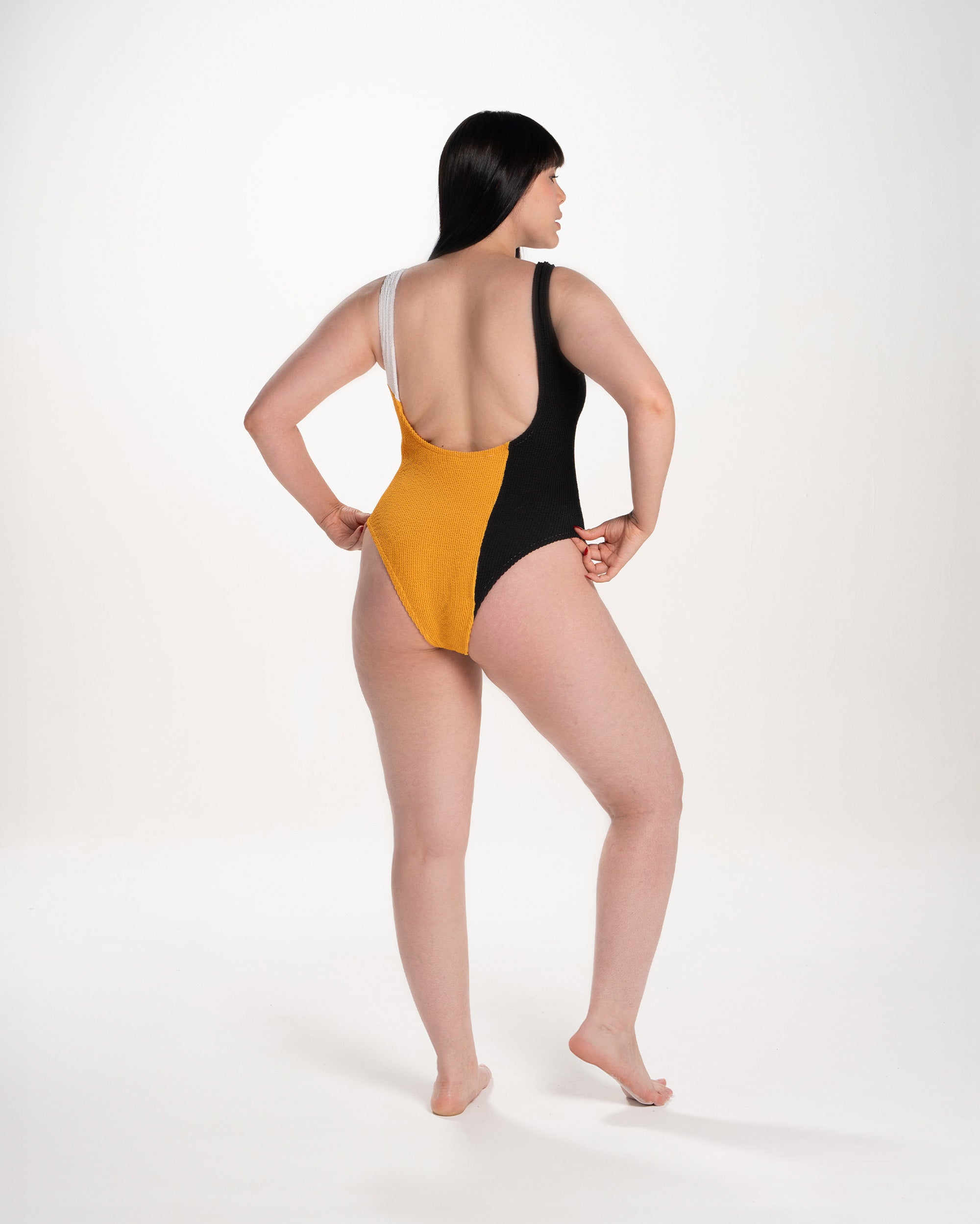 jacal one piece swimsuit — Color dawn (black, white, and yellow)